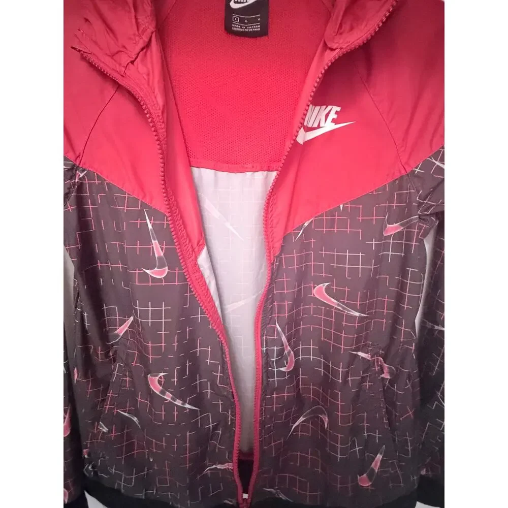 Nike Red Black Swoosh Windbreaker Womens Large